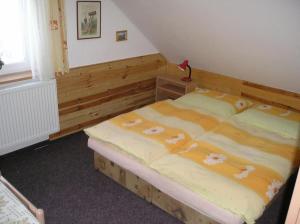 Łóżko lub łóżka w pokoju w obiekcie Apartment Marie