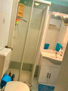 Kúpeľňa v ubytovaní Maqueda Apartament for 4 Palermo Centre Ballarò
