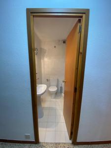 Koupelna v ubytování Apartaments Sant Antoni