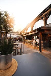 The Lamp Hotel & Spa餐厅或其他用餐的地方