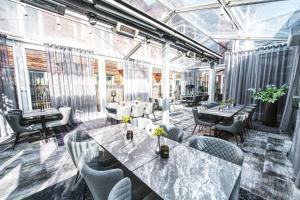 The Lamp Hotel & Spa的休息区