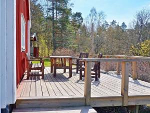 Balkón nebo terasa v ubytování 6 person holiday home in VAXHOLM-By Traum
