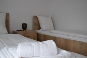 Postel nebo postele na pokoji v ubytování Wolf Hotel zur Linde + 27 fotografií
