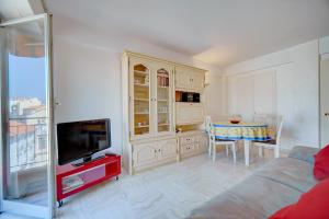 Zdjęcie z galerii obiektu 2 room center very comfortable wi fi w Cannes