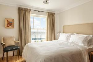 Fort Road Hotel客房内的一张或多张床位