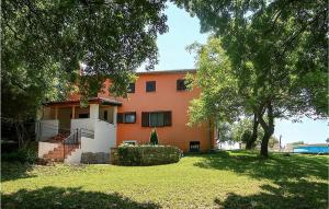 Zahrada ubytování 5 Bedroom Awesome Home In Labin