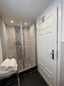 Galeriebild der Unterkunft VILLA EMMILIO einzigartiges City Apartement 73 qm in Bad Oeynhausen