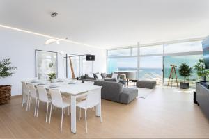 Posezení v ubytování Ensuite Deluxe Jacuzzi & Parking Privado