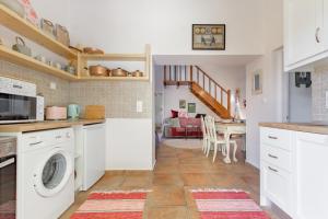 Fotografie z fotogalerie ubytování LiLy's Garden House v destinaci Ágios Rókkos + 25 fotografií
