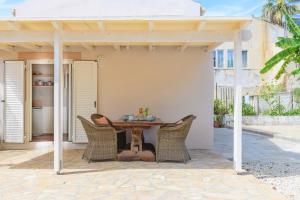 Fotografie z fotogalerie ubytování LiLy's Garden House v destinaci Ágios Rókkos