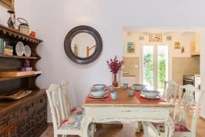 Fotografie z fotogalerie ubytování LiLy's Garden House v destinaci Ágios Rókkos