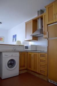 Kuchyňa alebo kuchynka v ubytovaní Apartamento Cosmos Sur + 21 fotografií