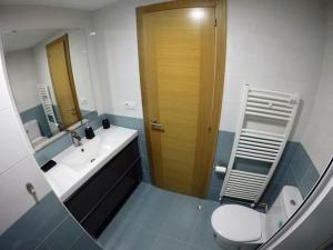 Kúpeľňa v ubytovaní Apartamento Rachel + 9 fotografií