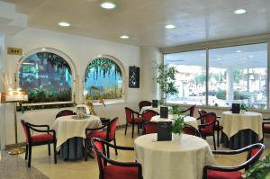 Gallery image of Hotel Pineta Palace in Rome