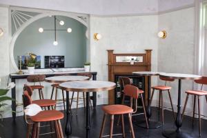 Lounge nebo bar v ubytování Terminus Hotel Pyrmont