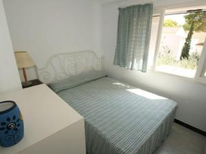 Fotografia z galérie ubytovania Villa acogedora para 10 con piscina privada, cerca de calas, en Las Tres Calas, L'Ametlla de Mar - HISP-217-23 v destinácii L'Ametlla de Mar