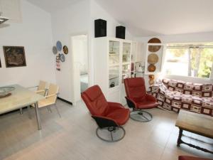 Fotografia z galérie ubytovania Villa acogedora para 10 con piscina privada, cerca de calas, en Las Tres Calas, L'Ametlla de Mar - HISP-217-23 v destinácii L'Ametlla de Mar