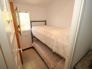 Fotografia z galérie ubytovania Villa acogedora para 10 con piscina privada, cerca de calas, en Las Tres Calas, L'Ametlla de Mar - HISP-217-23 v destinácii L'Ametlla de Mar