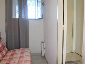 Posteľ alebo postele v izbe v ubytovaní Bel appartement 3 pièces avec terrasse et parking à Villeneuve-Loubet Plage - FR-1-252A-84