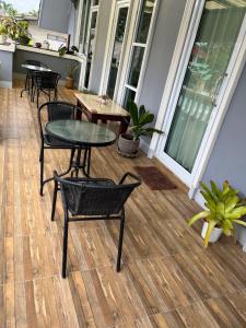 Ein Balkon oder eine Terrasse in der Unterkunft Chean-Chean House