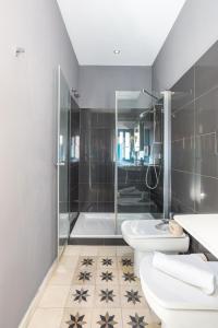 Koupelna v ubytování Hotel Albaicín
