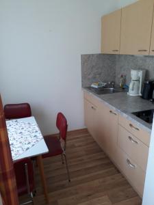 Dapur atau dapur kecil di Gasthaus Rehwinkel