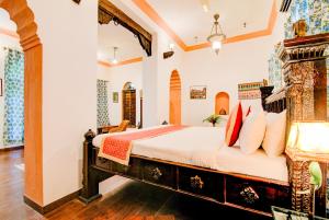 Fort Dadhikar, Alwar客房内的一张或多张床位