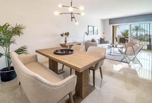 Część wypoczynkowa w obiekcie MA7B-Stunning holiday home top location