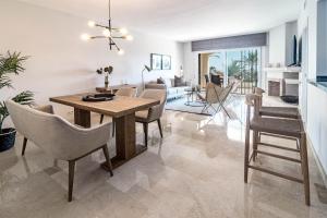 Część wypoczynkowa w obiekcie MA7B-Stunning holiday home top location