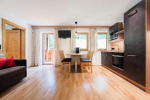 Kuchyňa alebo kuchynka v ubytovaní Familienbauernhof Samerhof