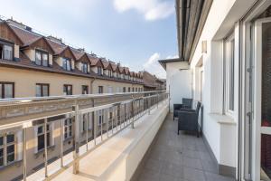 Balkón nebo terasa v ubytování Silver Crown Hotel & Residence, Palace Quarter