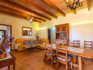 Galeriebild der Unterkunft Holiday Home Es Coscolls by Interhome in Santa Margalida