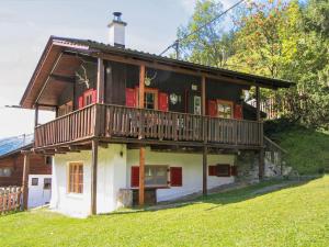 Zdjęcie z galerii obiektu Chalet Chalet Antritt by Interhome w mieście Schmirn