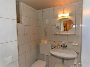 Zdjęcie z galerii obiektu Chalet Chalet Antritt by Interhome w mieście Schmirn