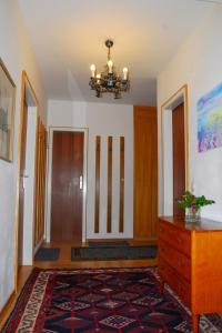 Zdjęcie z galerii obiektu Apartment Martini by Interhome w mieście Bad Gastein
