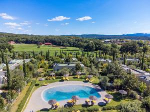 Bazén v ubytovaní Holiday Home Biovillage-6 by Interhome alebo v jeho blízkosti