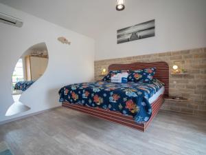 Posteľ alebo postele v izbe v ubytovaní Villa Lea Lana by Interhome