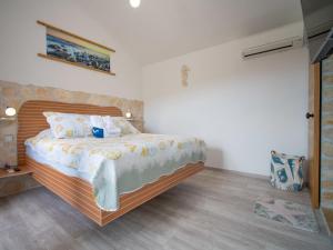 Posteľ alebo postele v izbe v ubytovaní Villa Lea Lana by Interhome