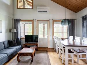 Khu vực ghế ngồi tại Holiday Home Tahkon klubitie 2 b by Interhome +17 ảnh