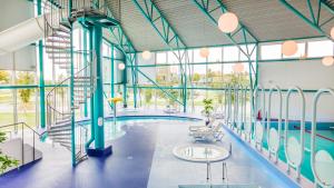 Asa Spa Hotel内部或周边的泳池