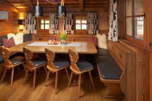 Fotografie z fotogalerie ubytování Promi Alm Flachau - Luxus Chalets ve Flachau