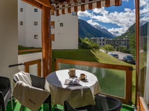 Nespecifikovaný výhled na hory nebo výhled na hory při pohledu z apartmánu