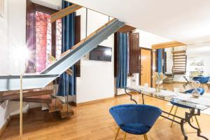 Posezení v ubytování My Piazza Navona Dream Split Level Apartment - Top Collection