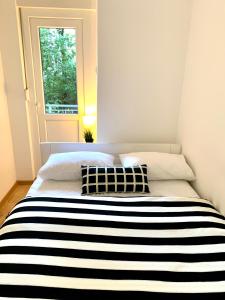 Posteľ alebo postele v izbe v ubytovaní Croatia_Zagreb Apartment
