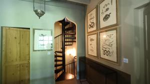 Fotografia z galérie ubytovania Le Complot : Maison privée en plein coeur d'Avignon v Avignone