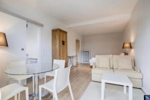 Posedenie v ubytovaní La Villa Normande - Studio - Deauville Centre