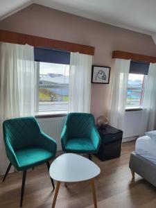 Grindavik Guesthouse self check in & outにあるシーティングエリア