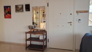Imagem da galeria de 山脚下，舒适温馨海景公寓 em Atenas