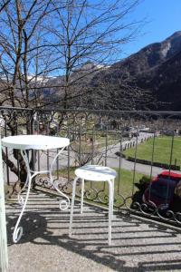 Imagen de la galería de Camera in Casa Eva, en Brione 24 fotos más