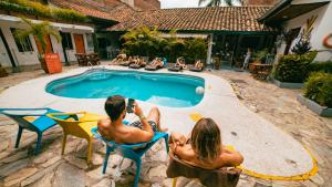 Bazén v ubytování Viajero Hostel Cali & Salsa School nebo v jeho okolí